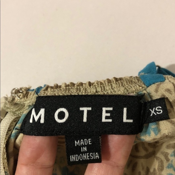 Motel V-neck Midi Slip Bohemian Batik Blue Pattern Midi Dress size XS - Picture 10 of 11